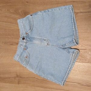 VTG Lee Mom Jean Shorts